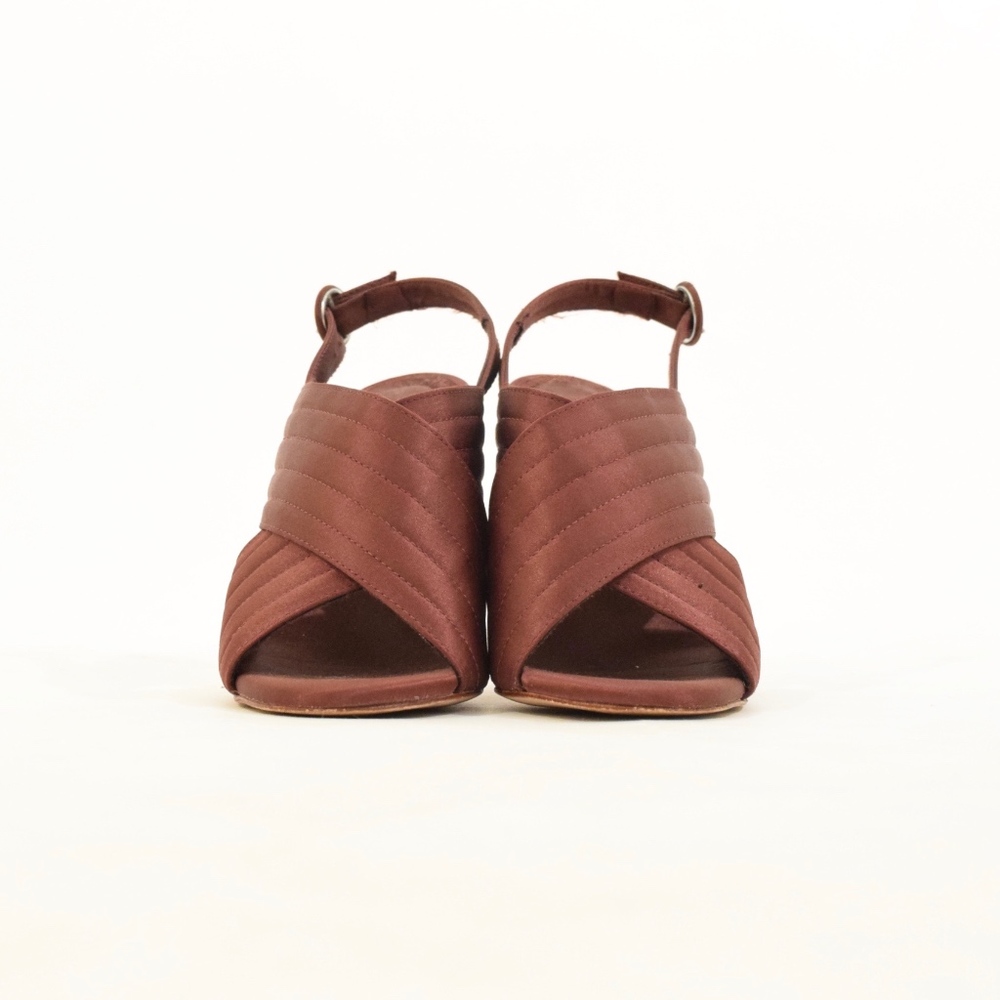 ❌SOLD❌ZARA Burgundy Satin Sling-Back Pumps - Picture 4 of 7